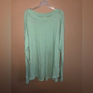 Size XL Free People We the Free long sleeve shirt with thumbholes mint green